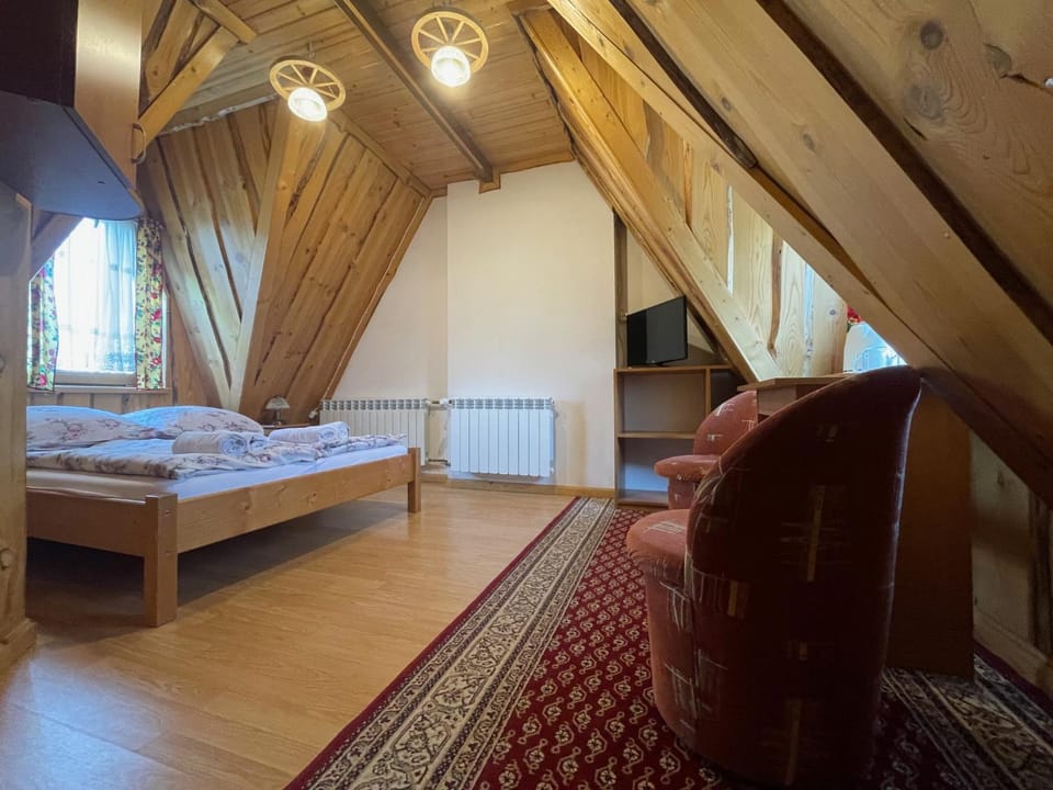 Pokoje gościnne u Komperdow pod wyciągiem narciarskim Kaniowka Bed and Breakfast in Lesser Poland Voivodeship