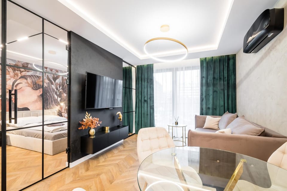 Communal lounge/ TV room, TV and multimedia, Living room, Photo of the whole room, Seating area, Evening entertainment