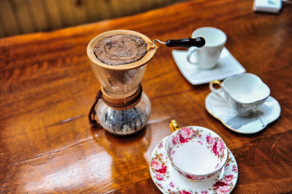 Coffee/tea facilities, Breakfast