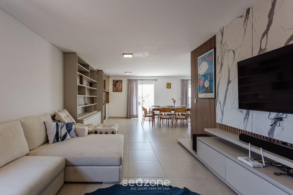 TV and multimedia, Living room, Dining area