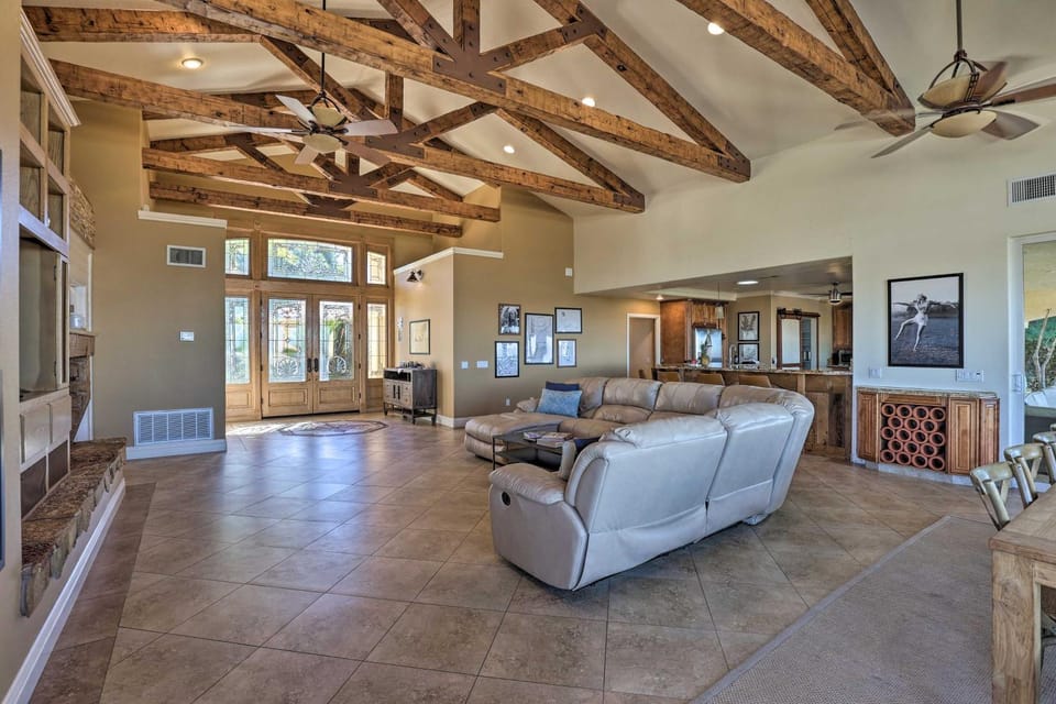 Charming Temecula Home w/ Hot Tub, Mountain Views! House in Southern California