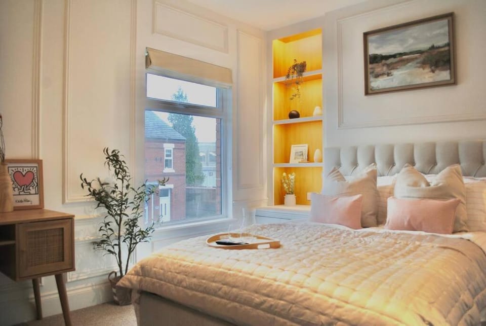 Cosy Renovated House in Warrington House in Warrington