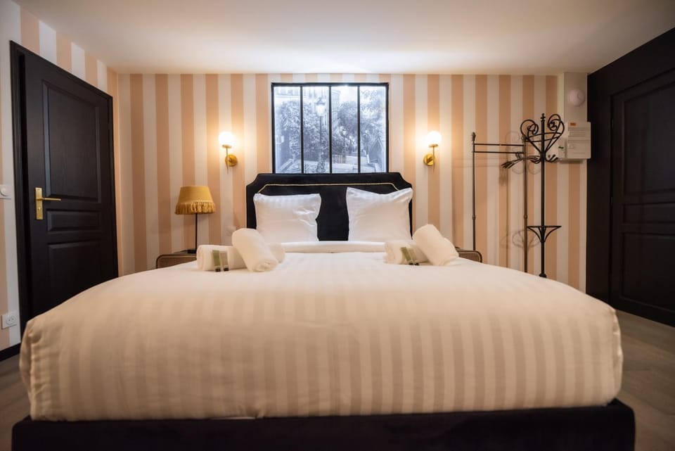 Monsieur Montmartre - Moulin Rouge Residence Apartment in Paris