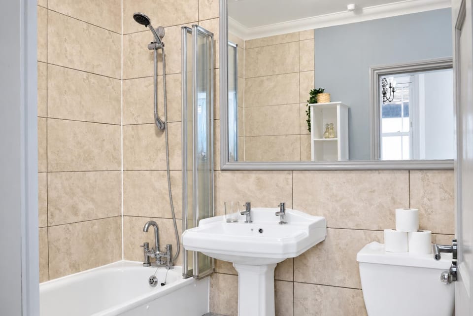 Shower, Bathroom, Bath