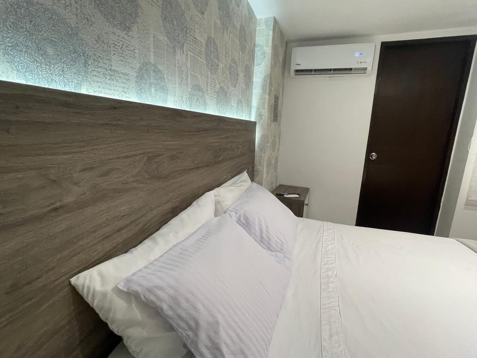 Bed, Bedroom, air conditioner