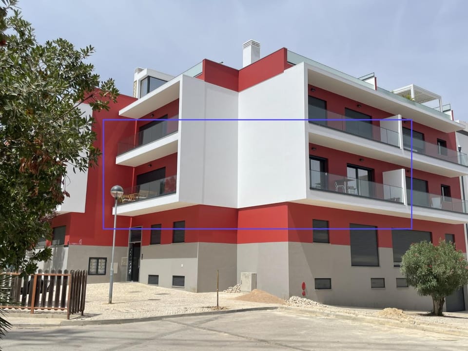 Property building, Balcony/Terrace, Balcony/Terrace