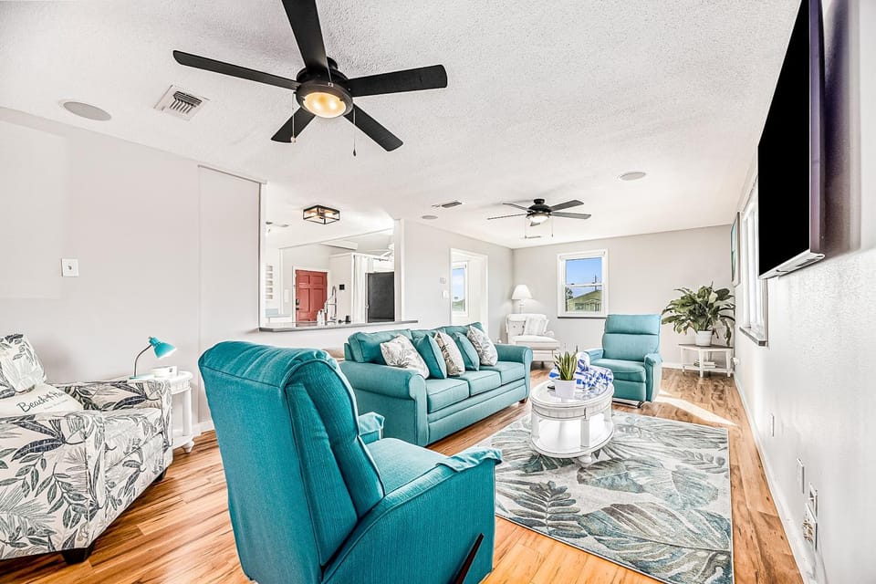 Redicare Resort - Upstairs House in Galveston Island