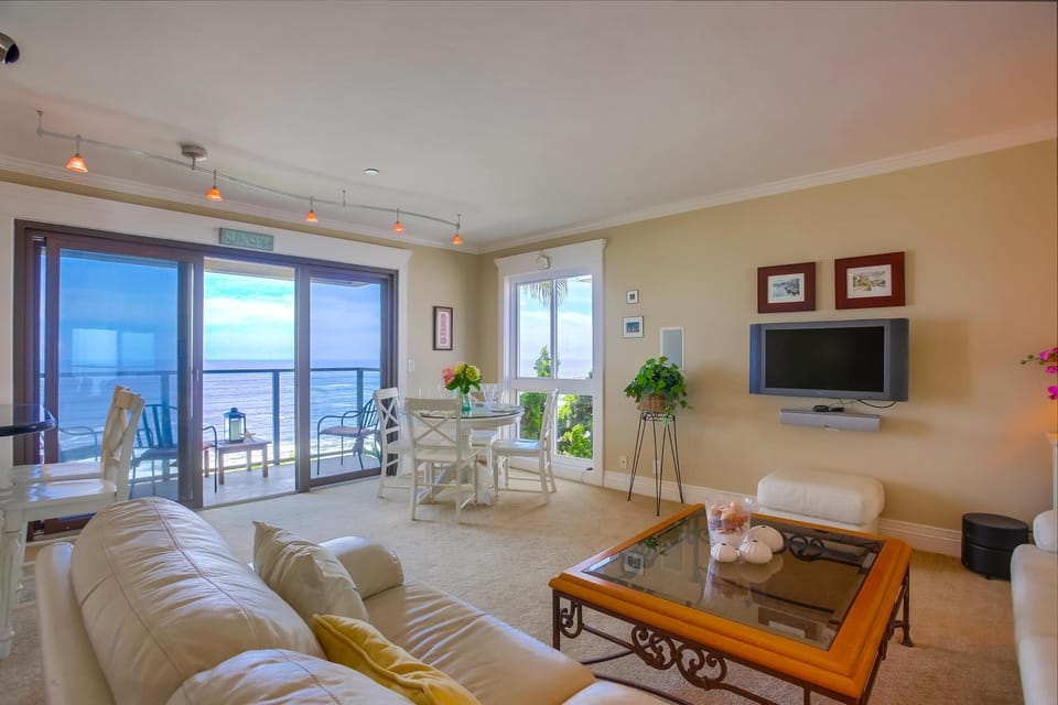 Perfect Sunsets House in La Jolla