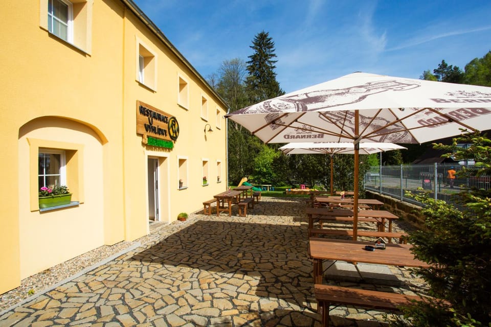 Facade/entrance, Balcony/Terrace, Area and facilities