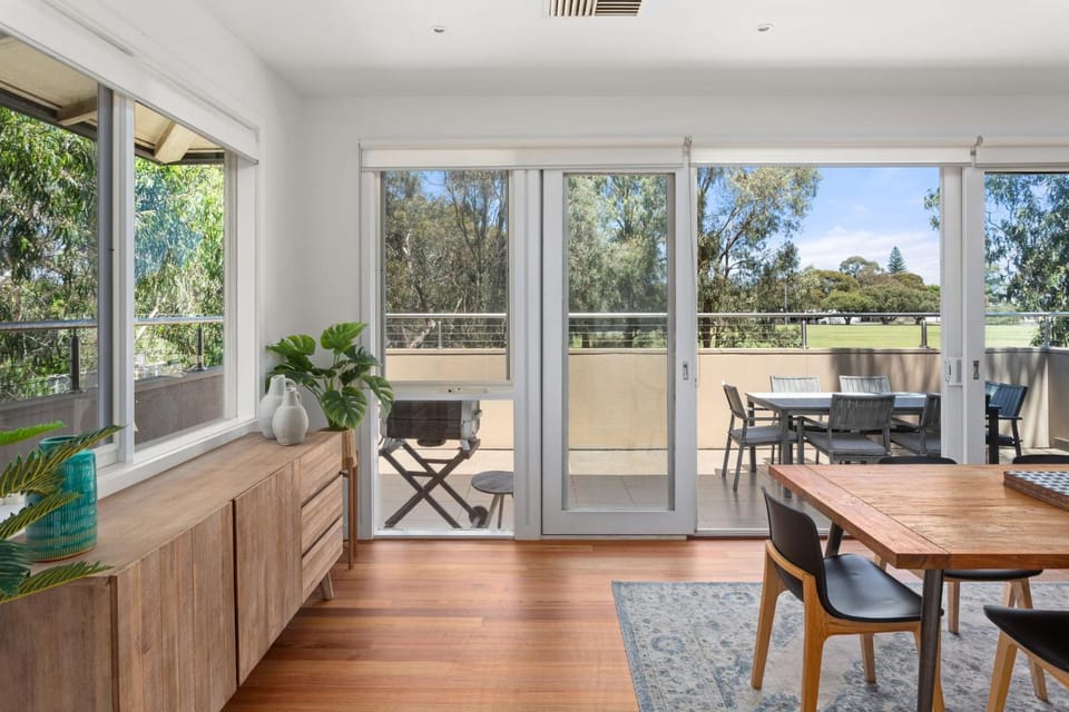 Balcony/Terrace, Dining area, Garden view
