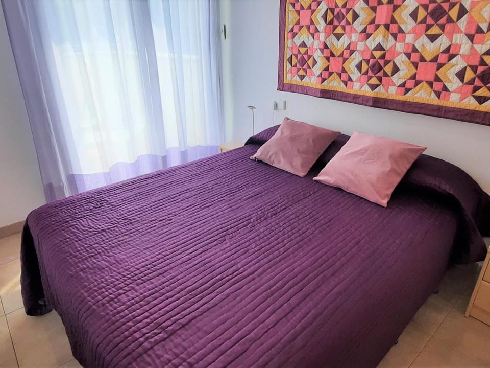 Apartamento con vistas al mar, se admiten mascotas y aparcamiento en Llançà - ES-170-15 Apartment in Alt Empordà