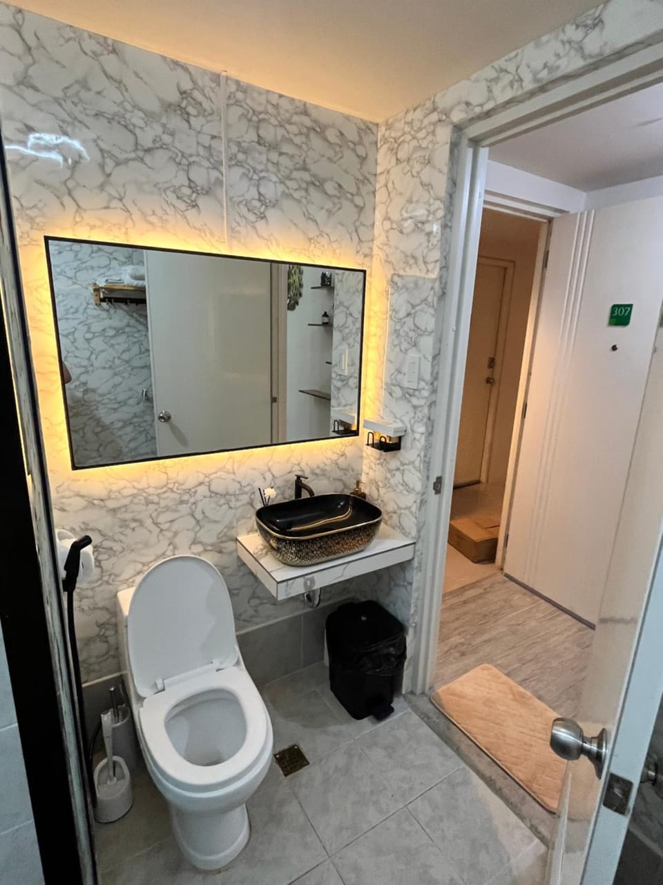 RFR Condo Suites Apartment in Bacolod