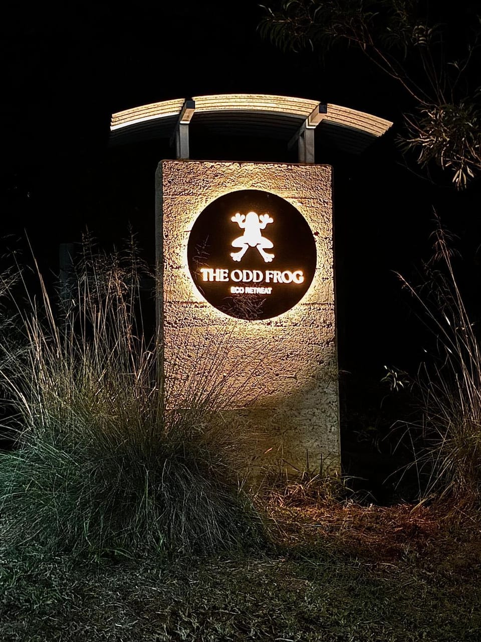 Night, Property logo or sign, Logo/Certificate/Sign