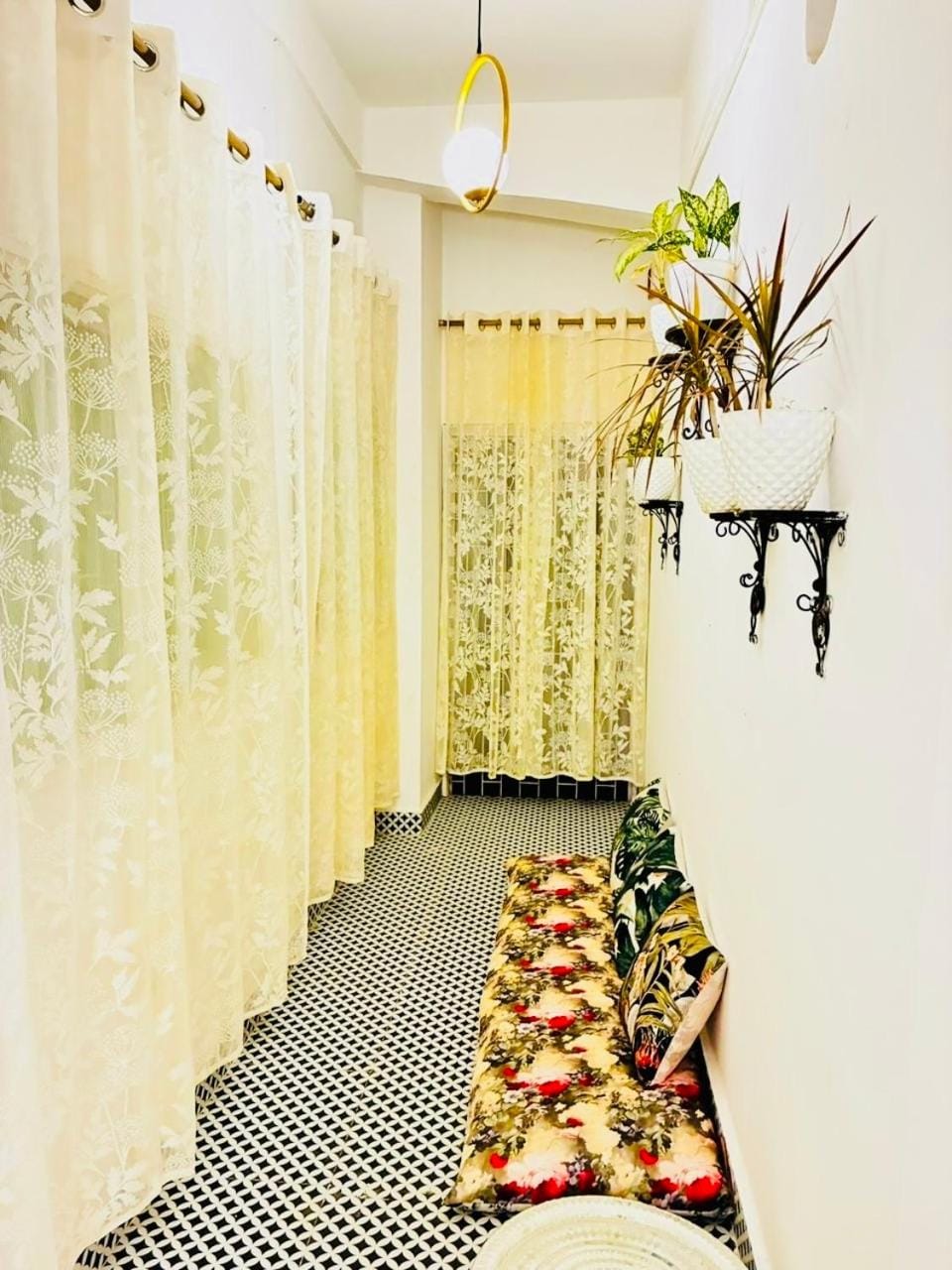 The Divine Abode Homestay 1 Apartment in India
