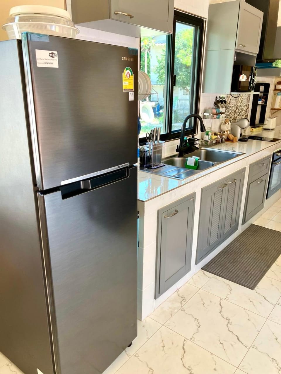Kitchen or kitchenette, minibar, oven, pet friendly, stove
