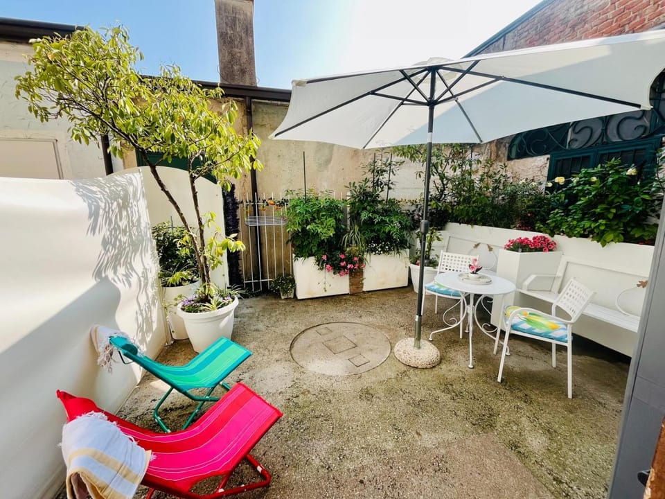 Patio, Balcony/Terrace