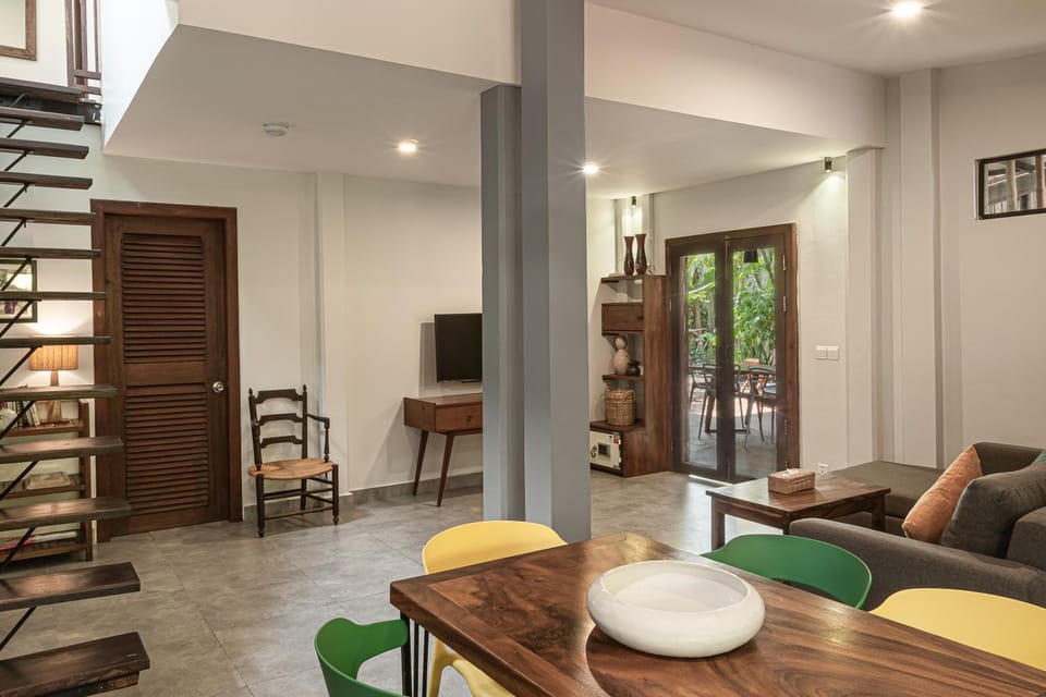 Communal lounge/ TV room, TV and multimedia, Living room, Seating area