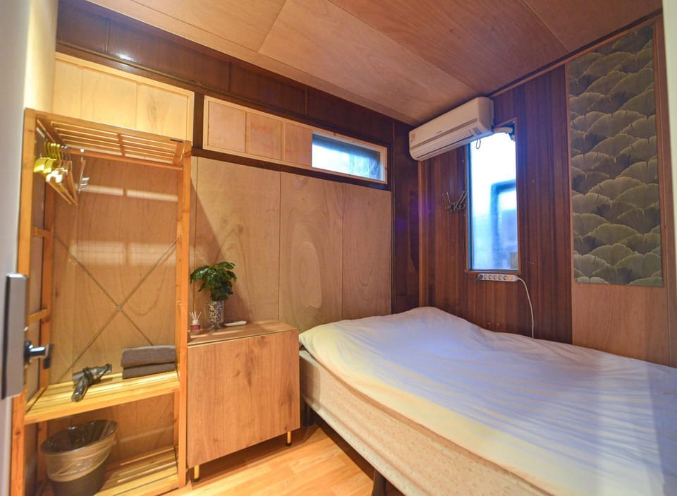 SeoulPapa Guesthouse - Female only Bed and Breakfast in Seoul