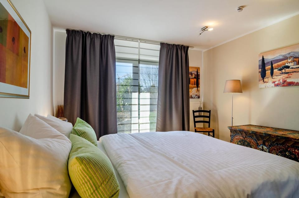 Property building, Living room, Bedroom