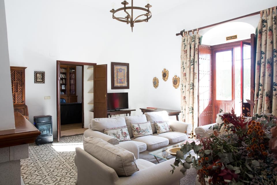 Property building, Library, Living room