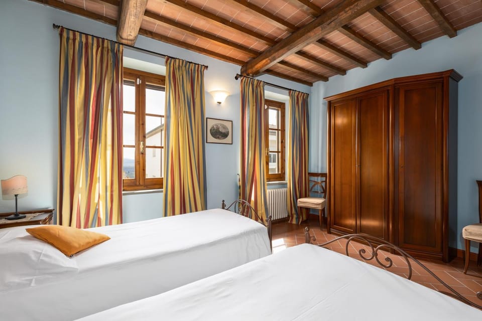 Property building, Living room, Bedroom