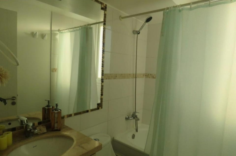 Bathroom, Bath, towels