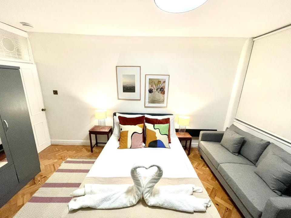 kings cross St Pancras luxury apt Apartment in London Borough of Islington