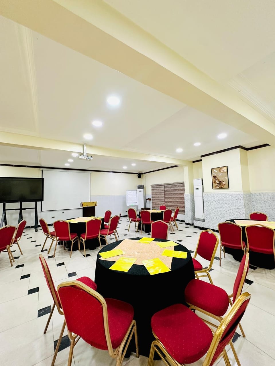 Meeting/conference room