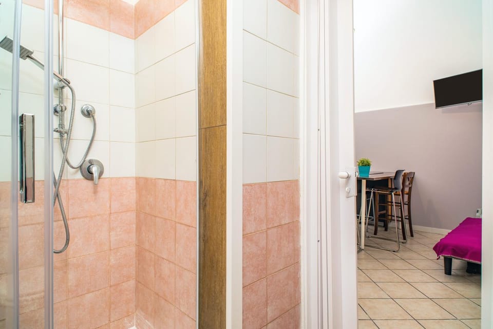 Bathroom, Living room