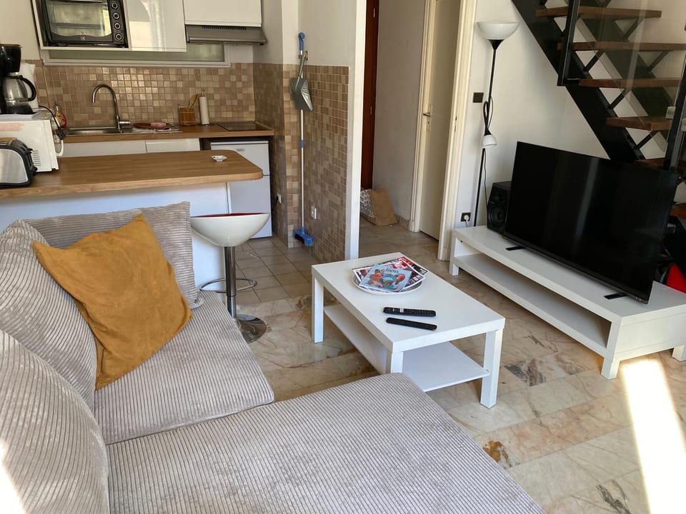 DUPLEX PLEIN CENTRE VILLE DE MONTPELLIER Apartment in Montpellier