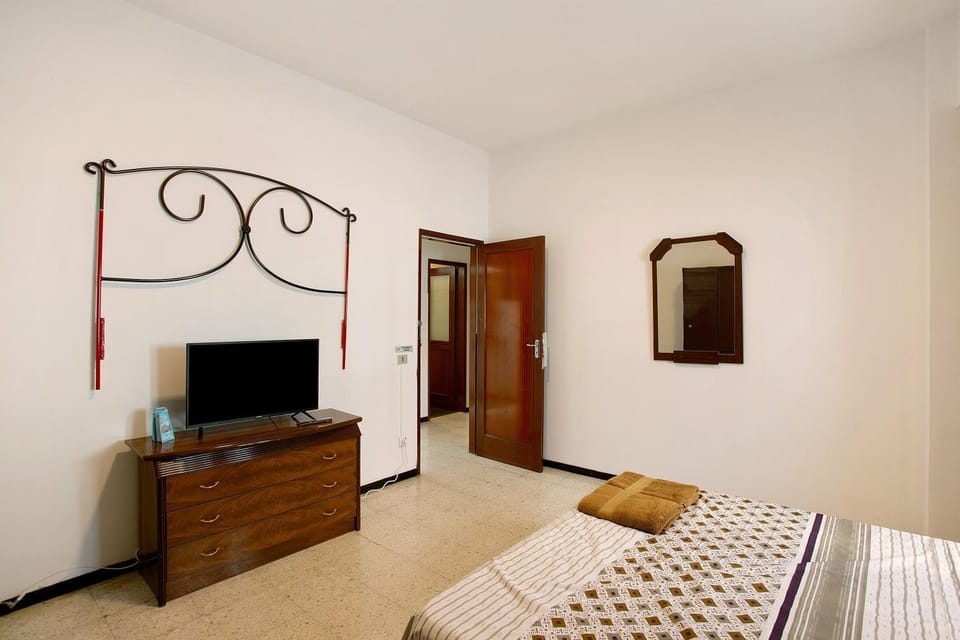 Living room, Bedroom
