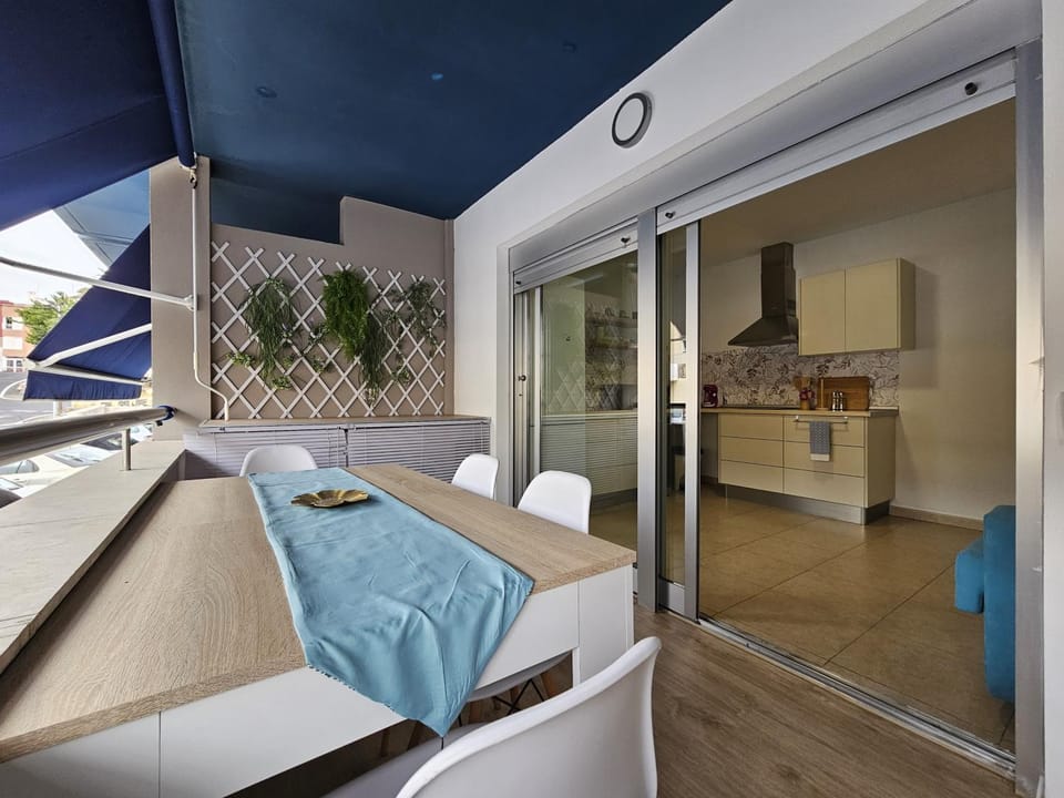 Balcony/Terrace, Dining area