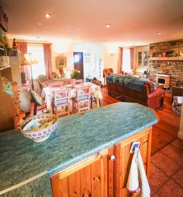 Orchard Cottage House in Dingle