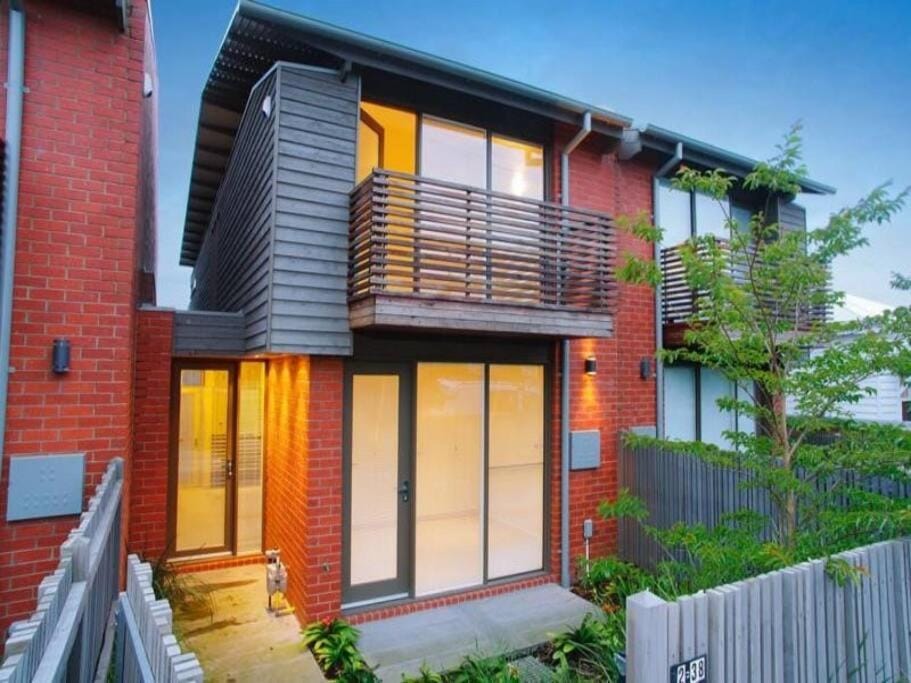 escape@villamanta long+short stays Geelong CBD Apartment in Geelong West