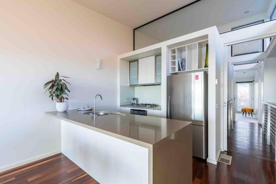 escape@villamanta long+short stays Geelong CBD Apartment in Geelong West