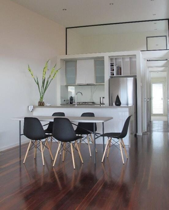 escape@villamanta long+short stays Geelong CBD Apartment in Geelong West