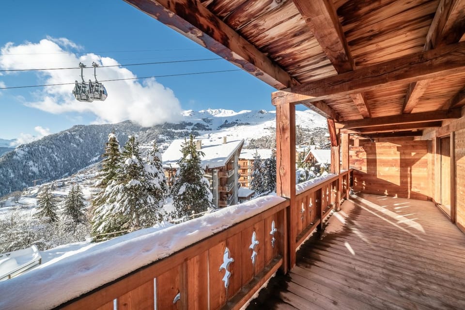 Day, Winter, Balcony/Terrace, Mountain view