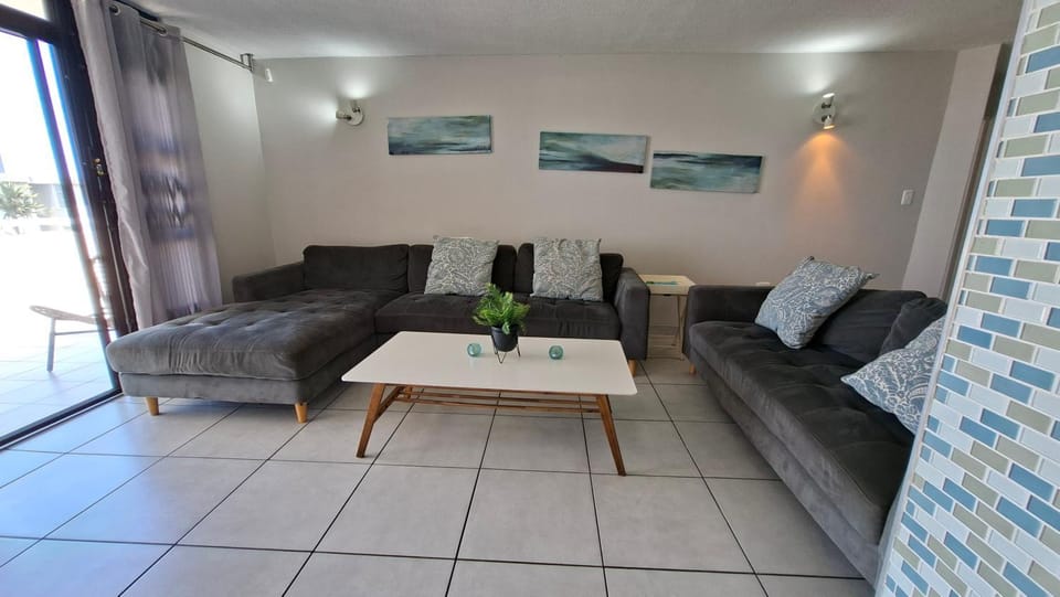 La Domaine 1 Apartment in Margate