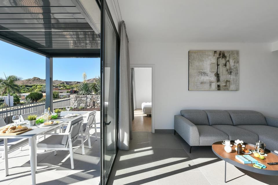 Balcony/Terrace, Living room, Dining area