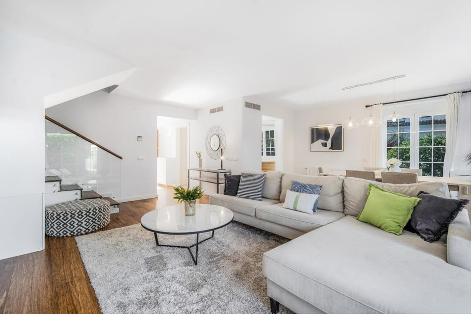 Communal lounge/ TV room, Living room