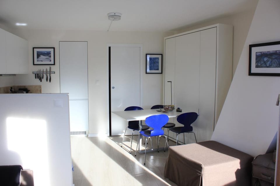 Dining area, Dining area