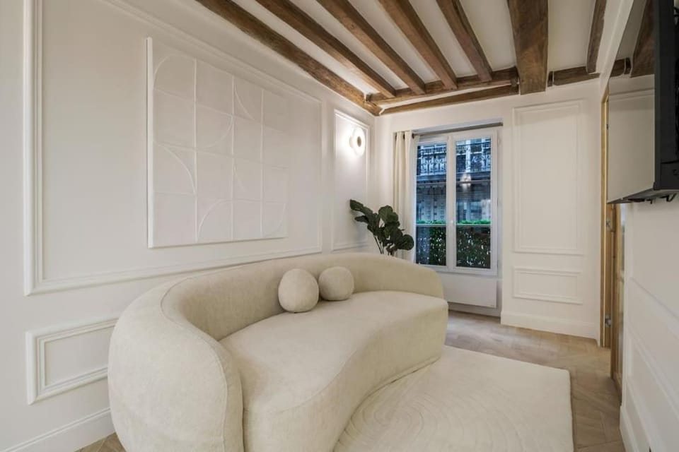 Suite luxueuse Palais de l'Elysée Faubourg Saint Honoré - Paris 8e Apartment in Paris