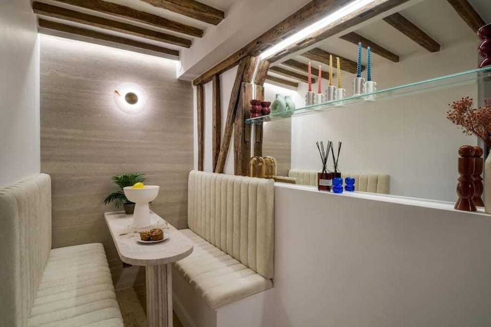 Suite luxueuse Palais de l'Elysée Faubourg Saint Honoré - Paris 8e Apartment in Paris