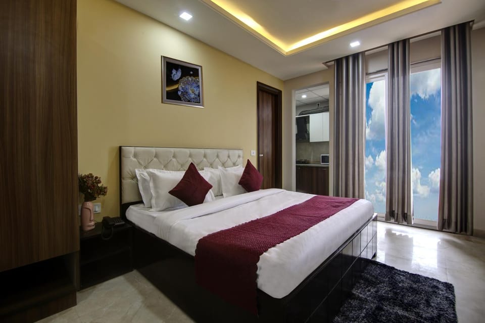 Bed, Photo of the whole room, Bedroom, wardrobe