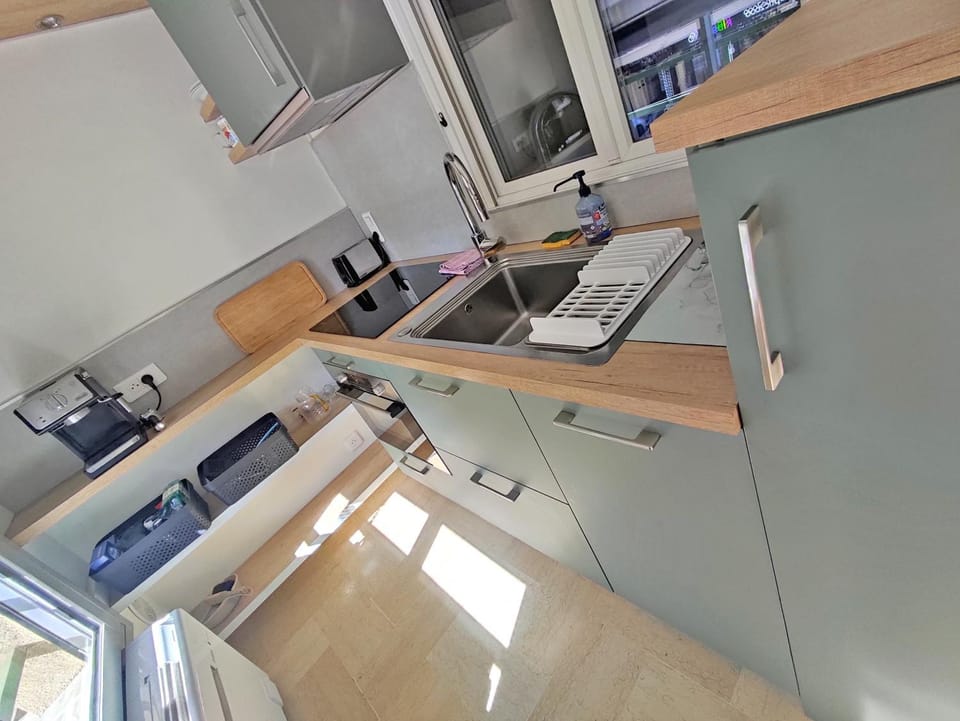 dishwasher