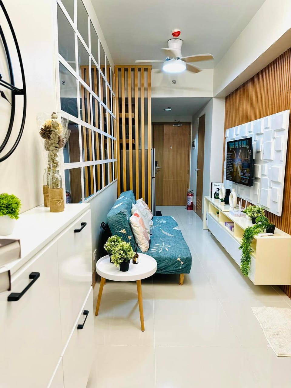 Stylist Luxe Condo near Mall of Asia - Shore 3 Apartment hotel in Pasay