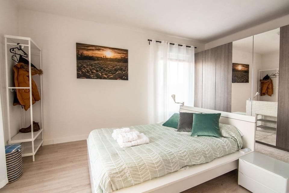 Bed, Bedroom, wardrobe