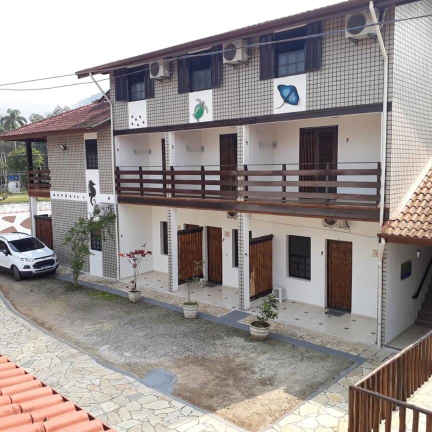 Property building, Facade/entrance, Location