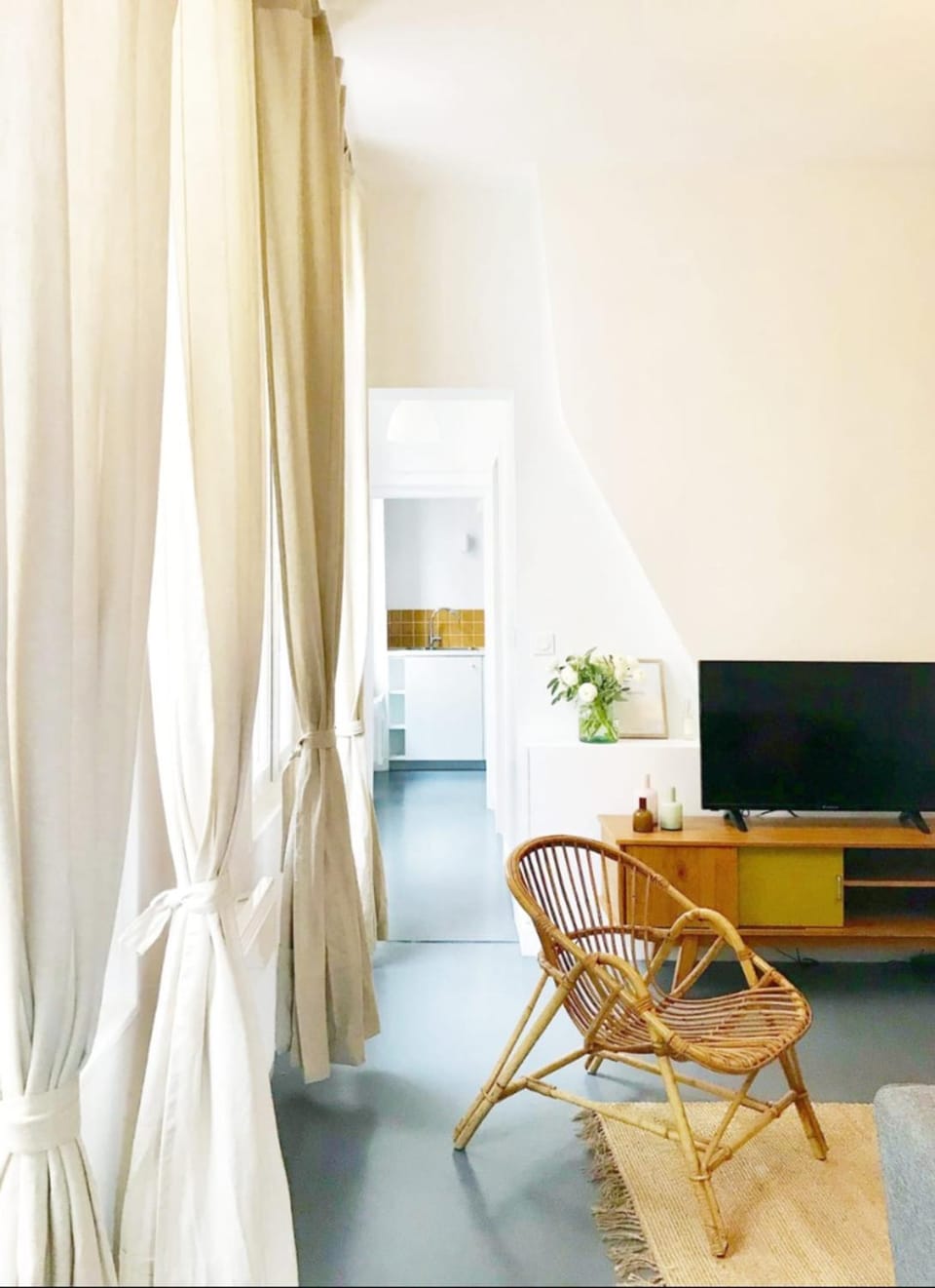 TV and multimedia, Living room, Seating area
