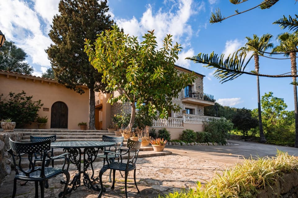 Son Simo D'alt Villa in Raiguer